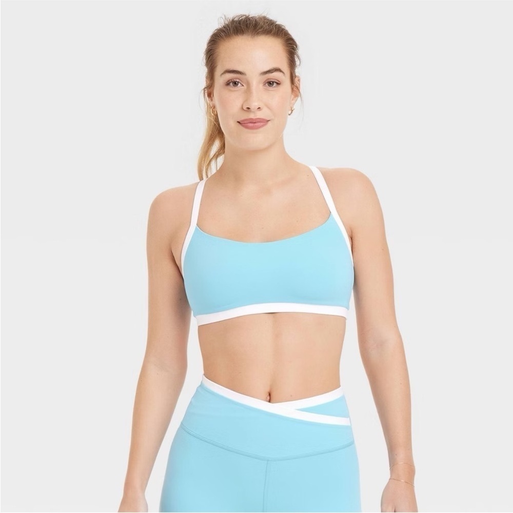 All In Motion Women's Everyday Soft Light Support Midline Sports Bra
Blue new